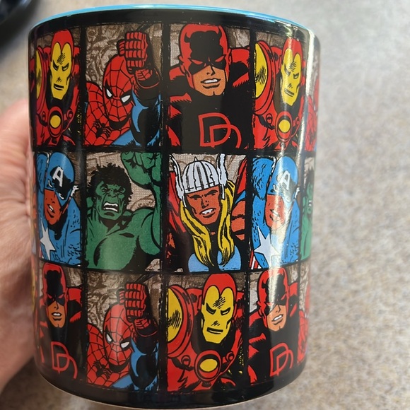MARVEL HEROES MUG (NEW with TAG)
20 oz - Picture 16 of 16